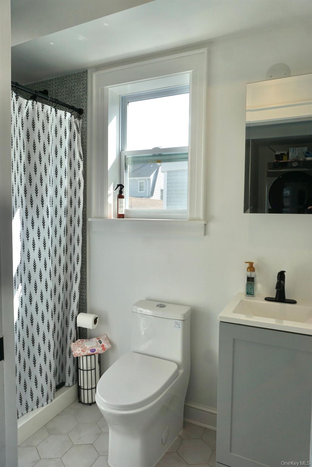 31 Drew Street, Valley Stream, NY 11581