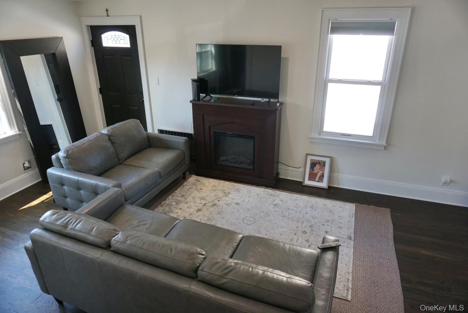 31 Drew Street, Valley Stream, NY 11581