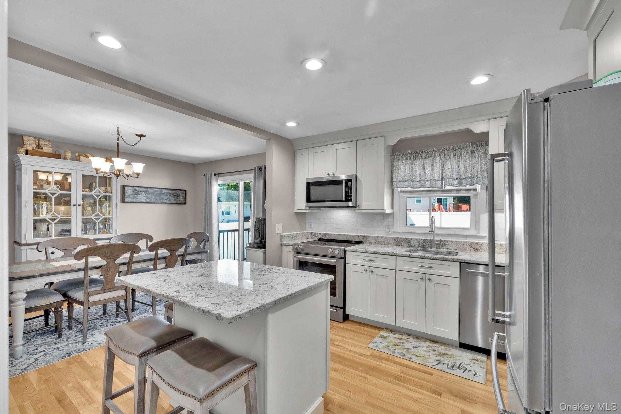 8 Winchester Way, Washingtonville, NY 10992