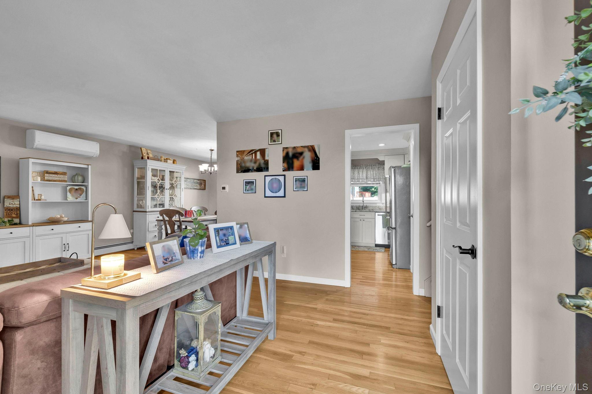 8 Winchester Way, Washingtonville, NY 10992