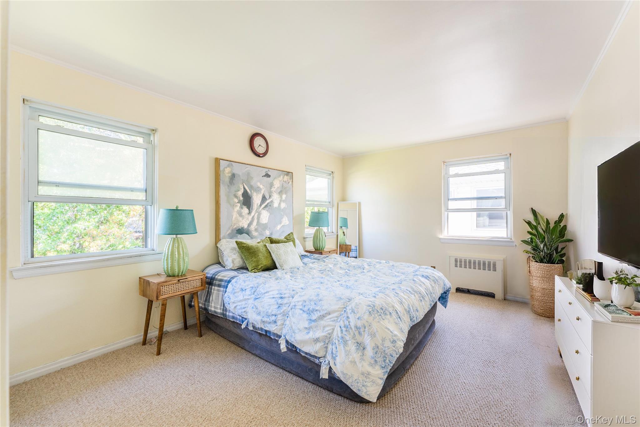 50-15 199th Street, Fresh Meadows, NY 11365