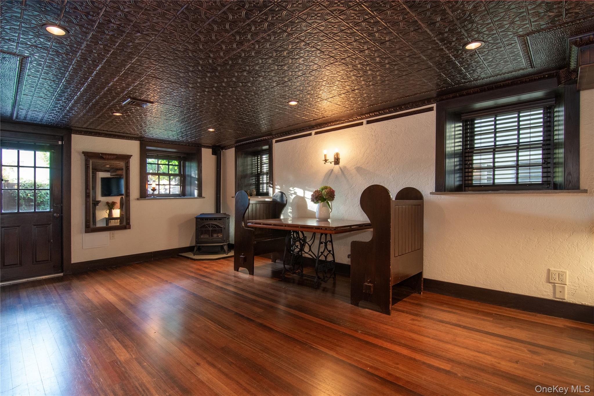 169 Kneeland Avenue, Yonkers, NY 10705