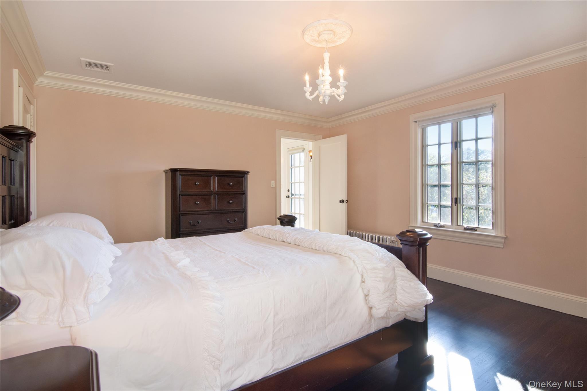 169 Kneeland Avenue, Yonkers, NY 10705