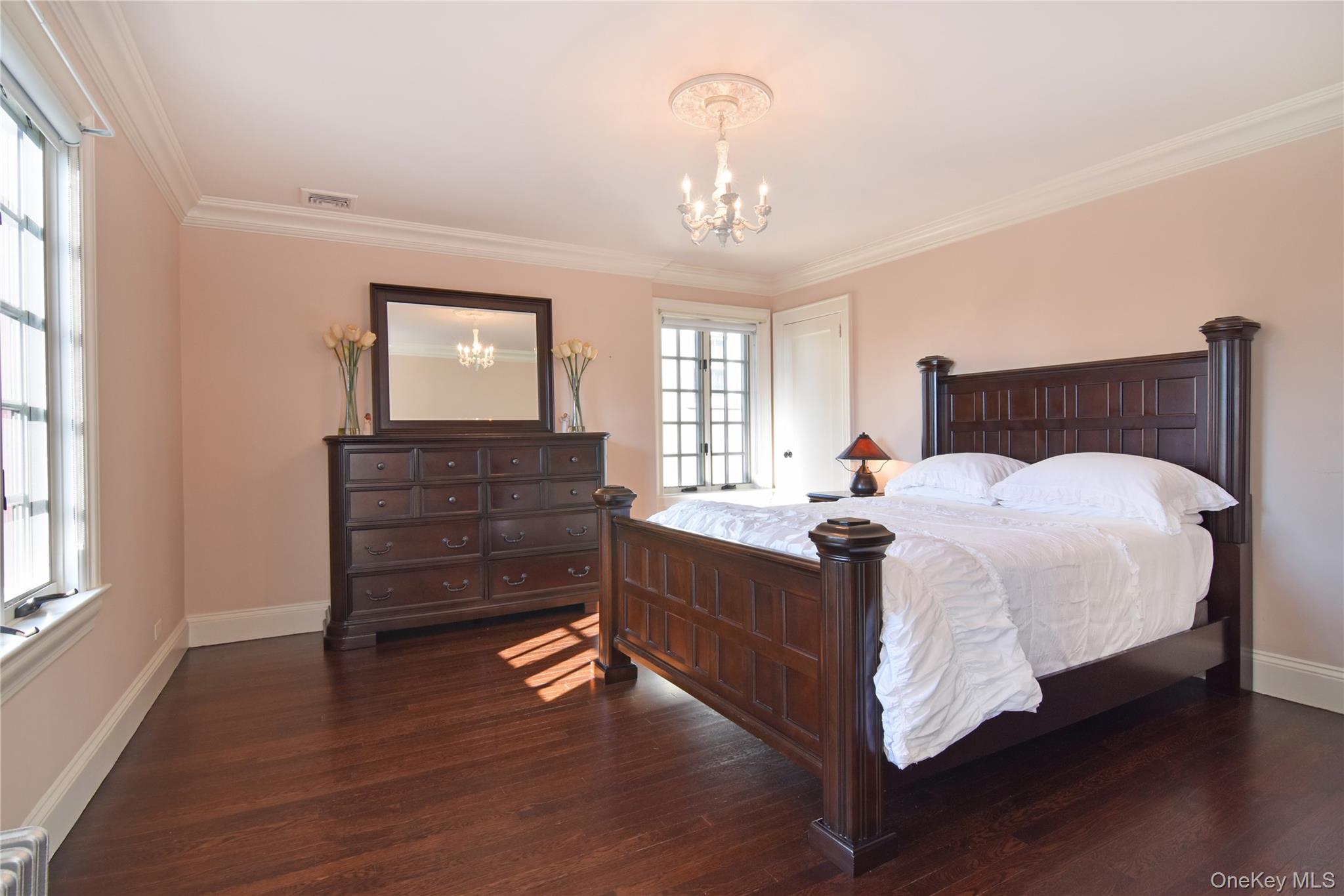 169 Kneeland Avenue, Yonkers, NY 10705