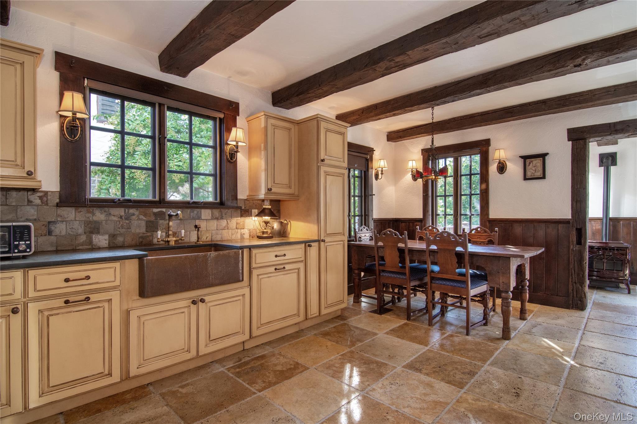 169 Kneeland Avenue, Yonkers, NY 10705