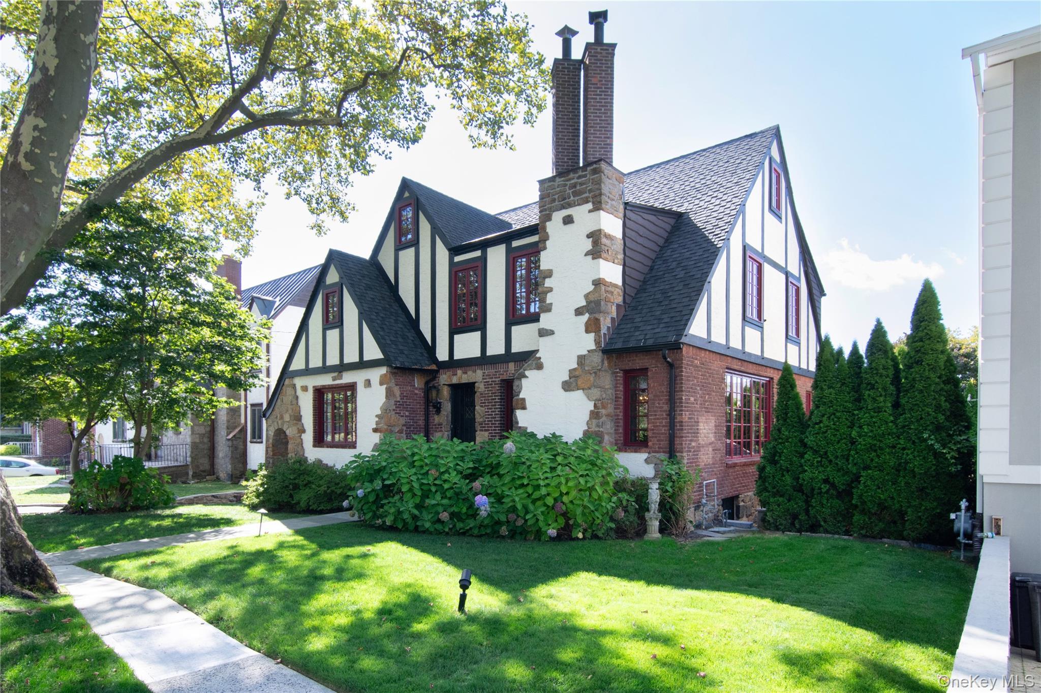 169 Kneeland Avenue, Yonkers, NY 10705