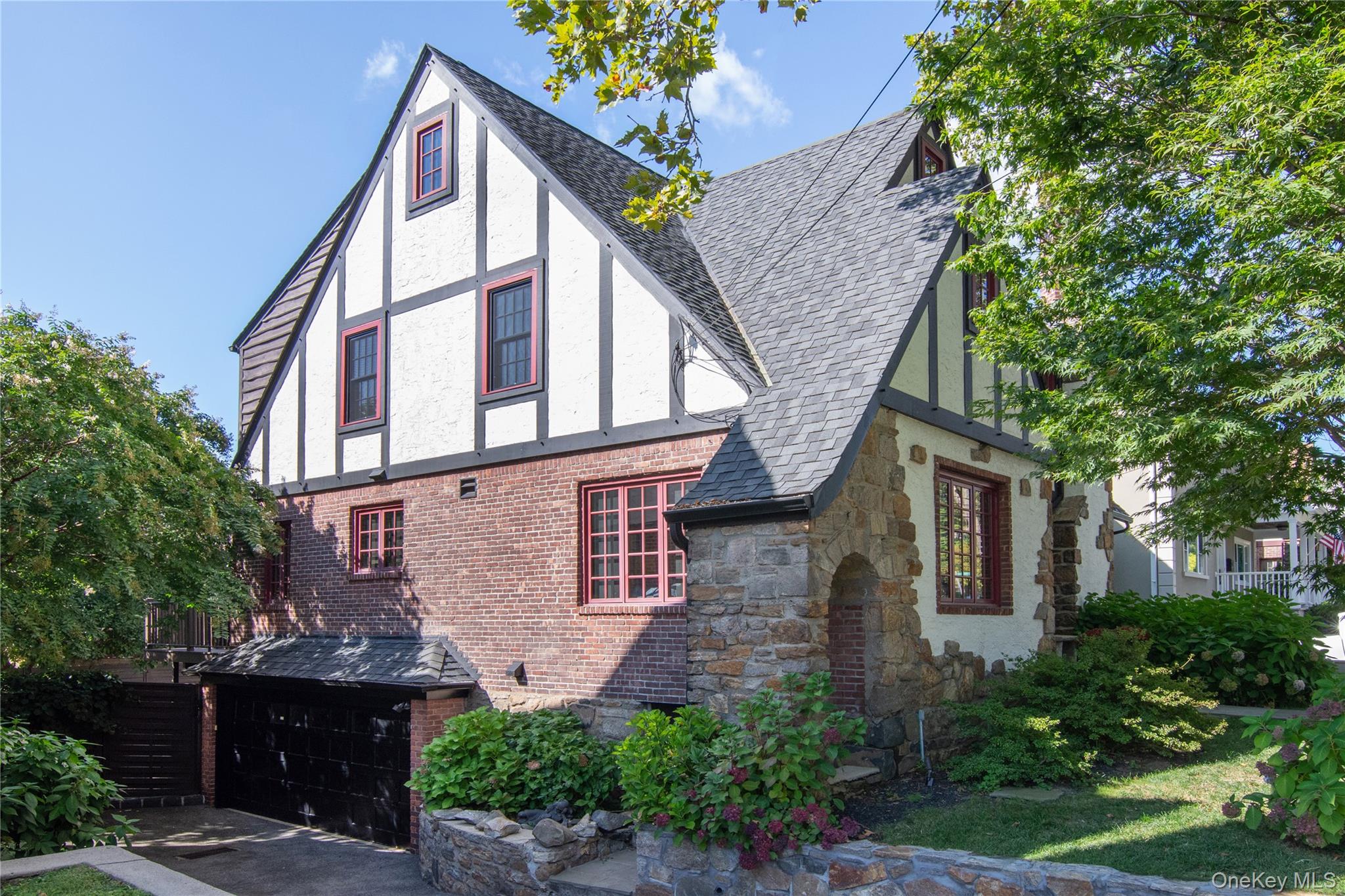 169 Kneeland Avenue, Yonkers, NY 10705