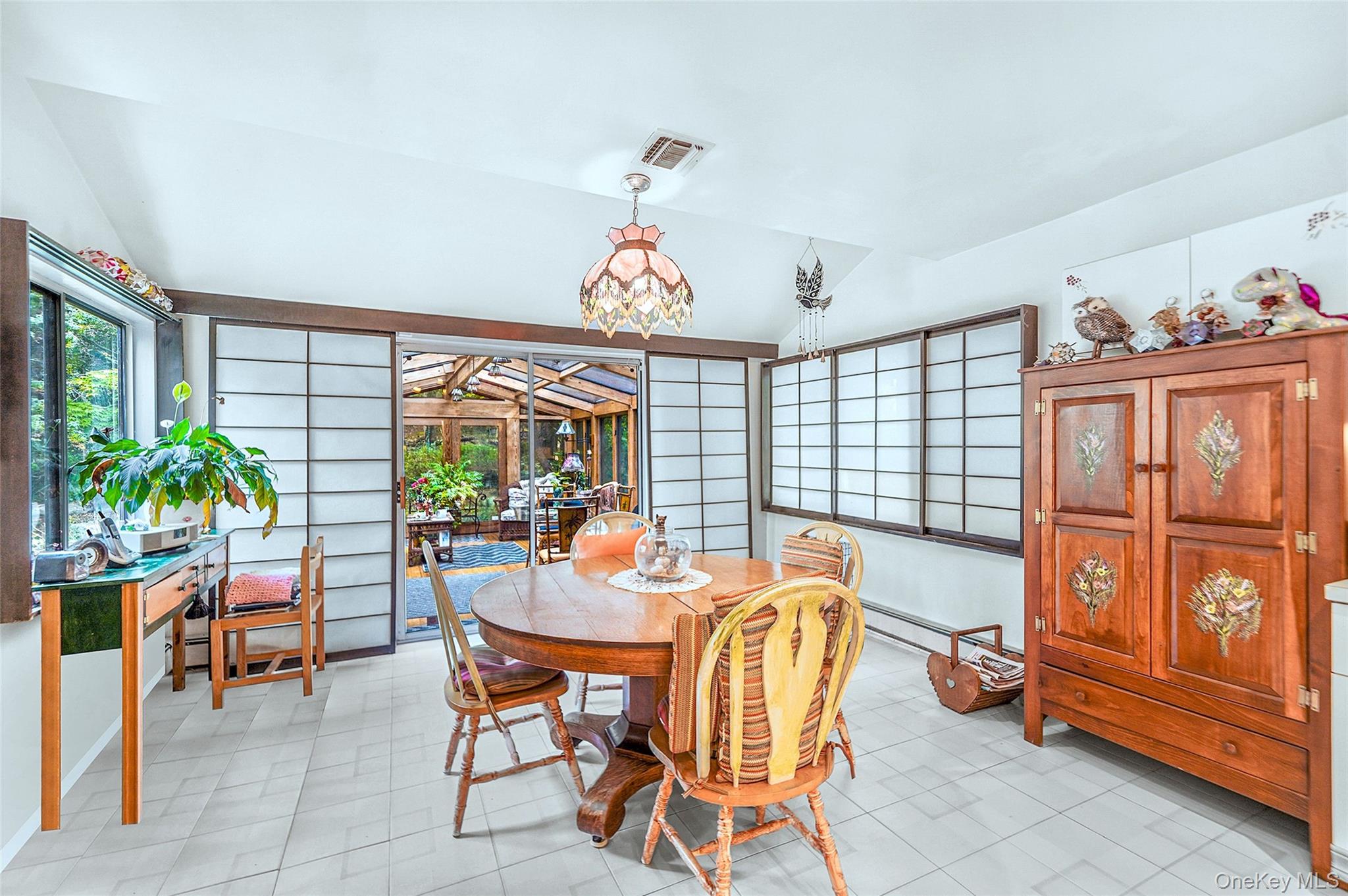 271 Bread And Cheese Hollow Road, Northport, NY 11768