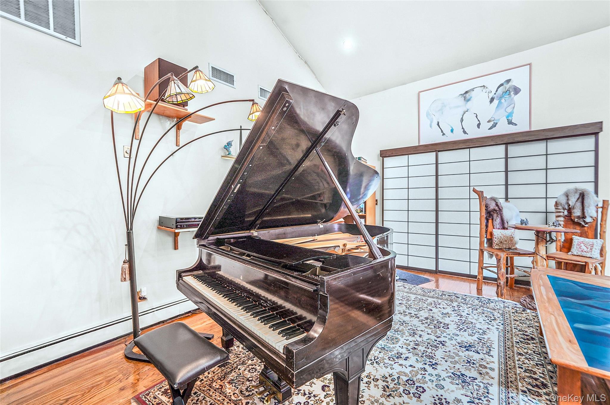 271 Bread And Cheese Hollow Road, Northport, NY 11768