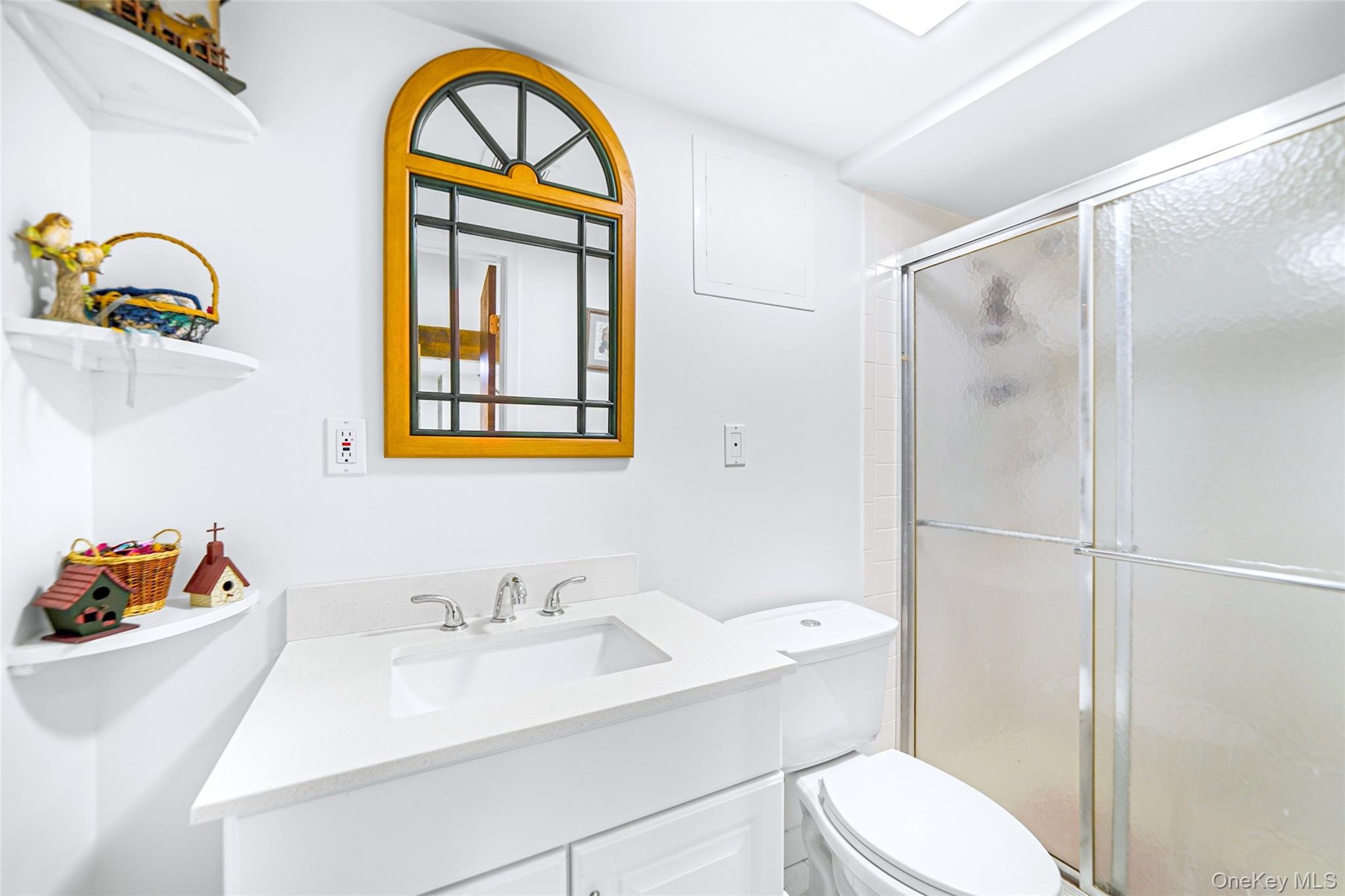 271 Bread And Cheese Hollow Road, Northport, NY 11768