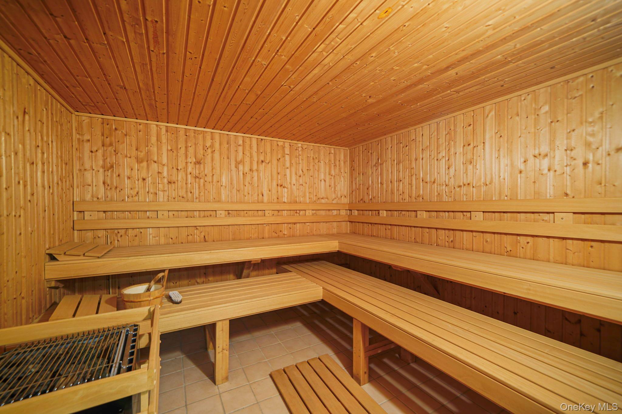 271 Bread And Cheese Hollow Road, Northport, NY 11768