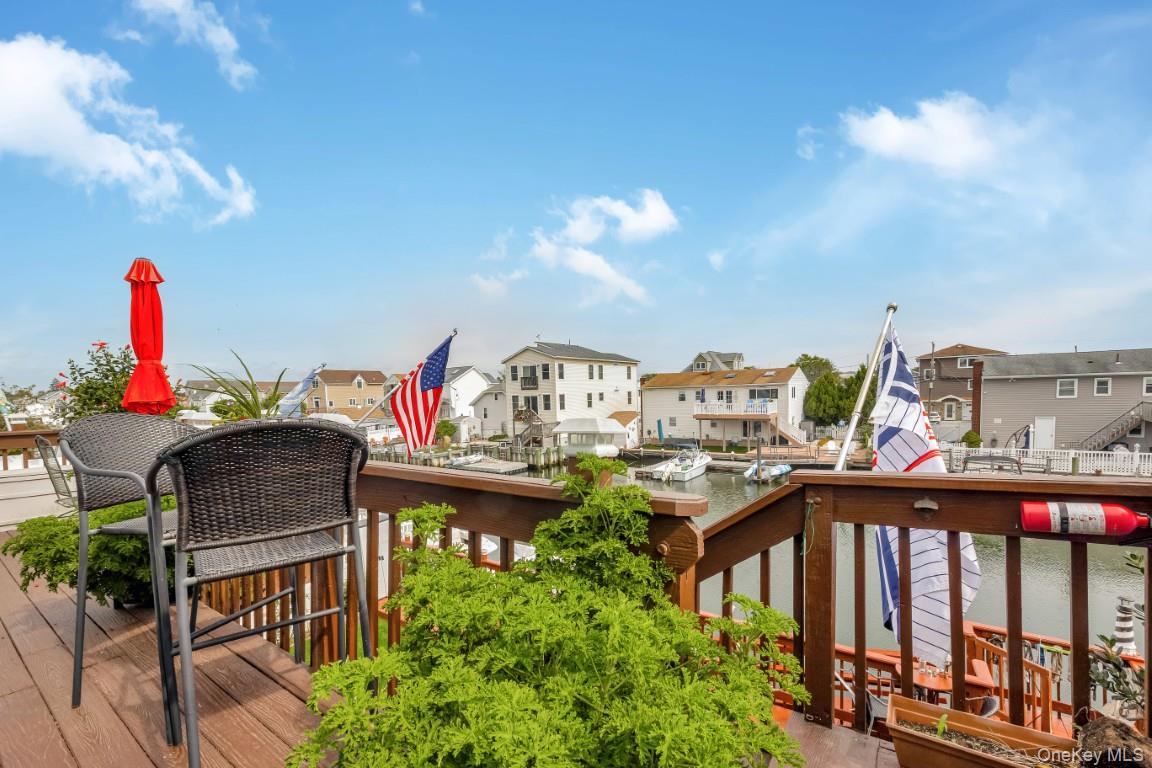 193 Sportsmans Avenue, Freeport, NY 11520