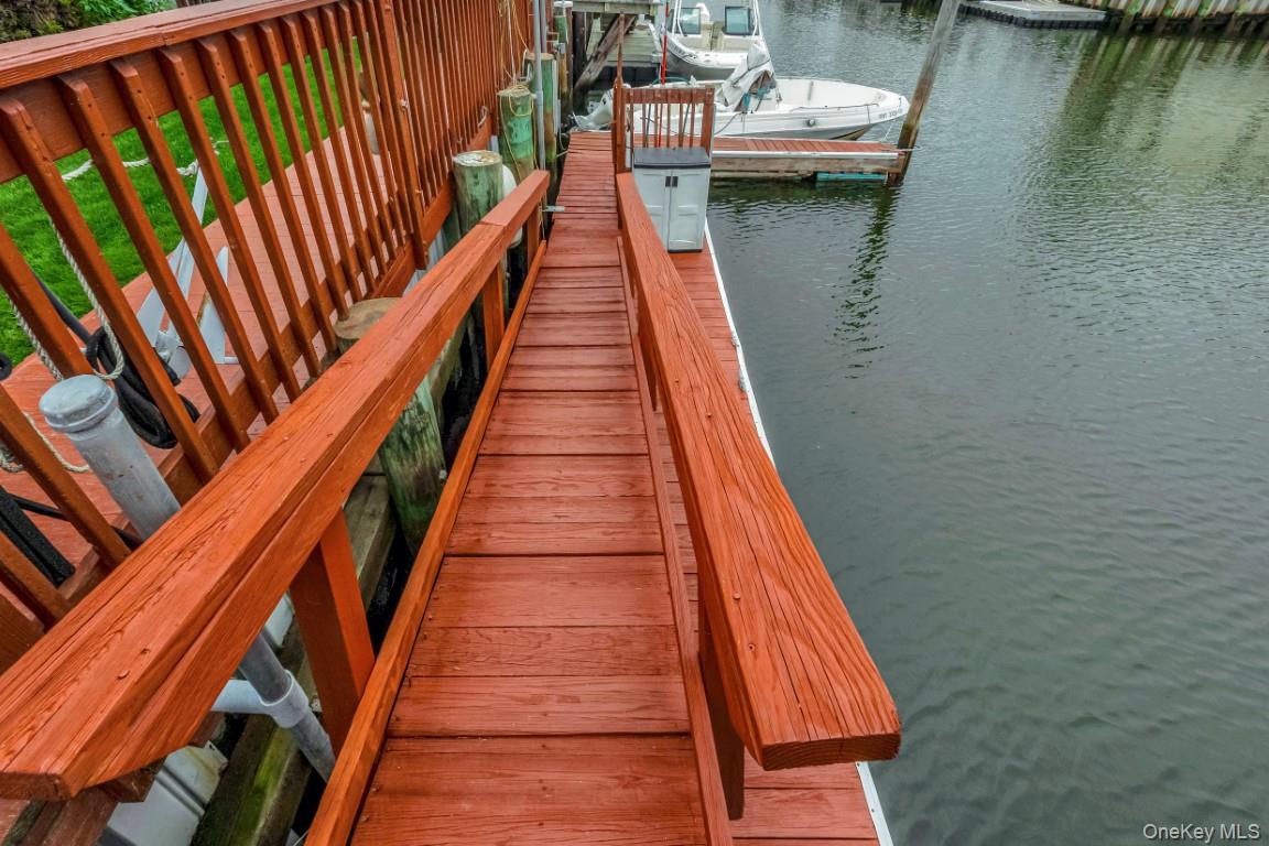 193 Sportsmans Avenue, Freeport, NY 11520