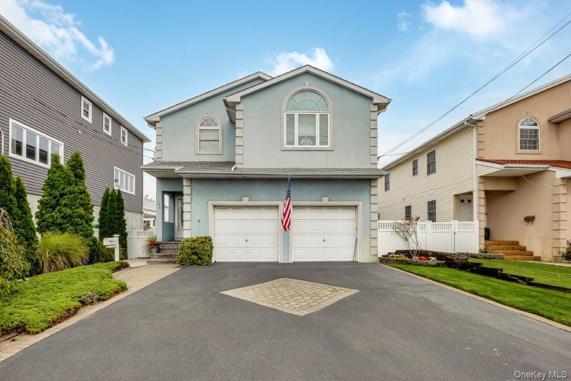 193 Sportsmans Avenue, Freeport, NY 11520