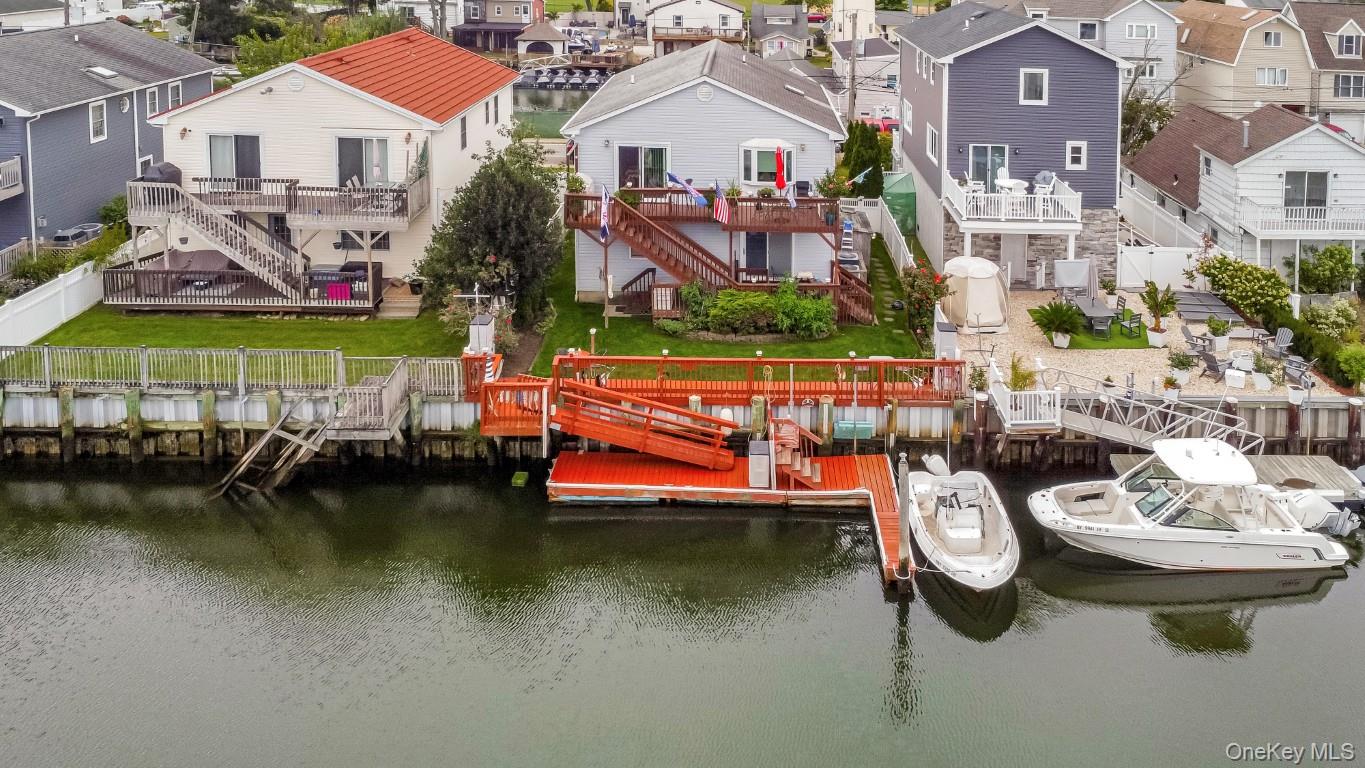 193 Sportsmans Avenue, Freeport, NY 11520