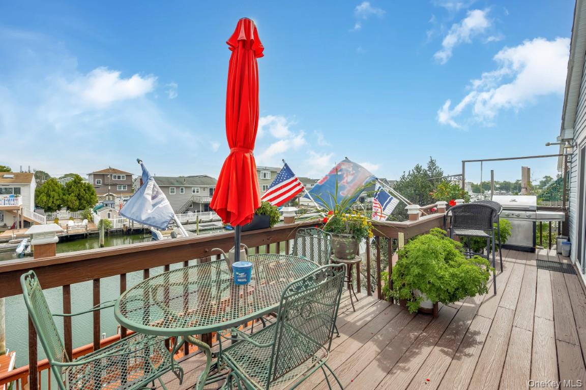 193 Sportsmans Avenue, Freeport, NY 11520