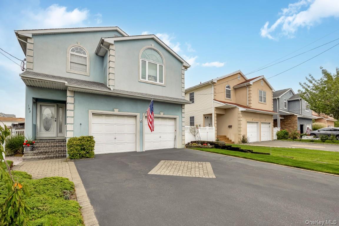 193 Sportsmans Avenue, Freeport, NY 11520