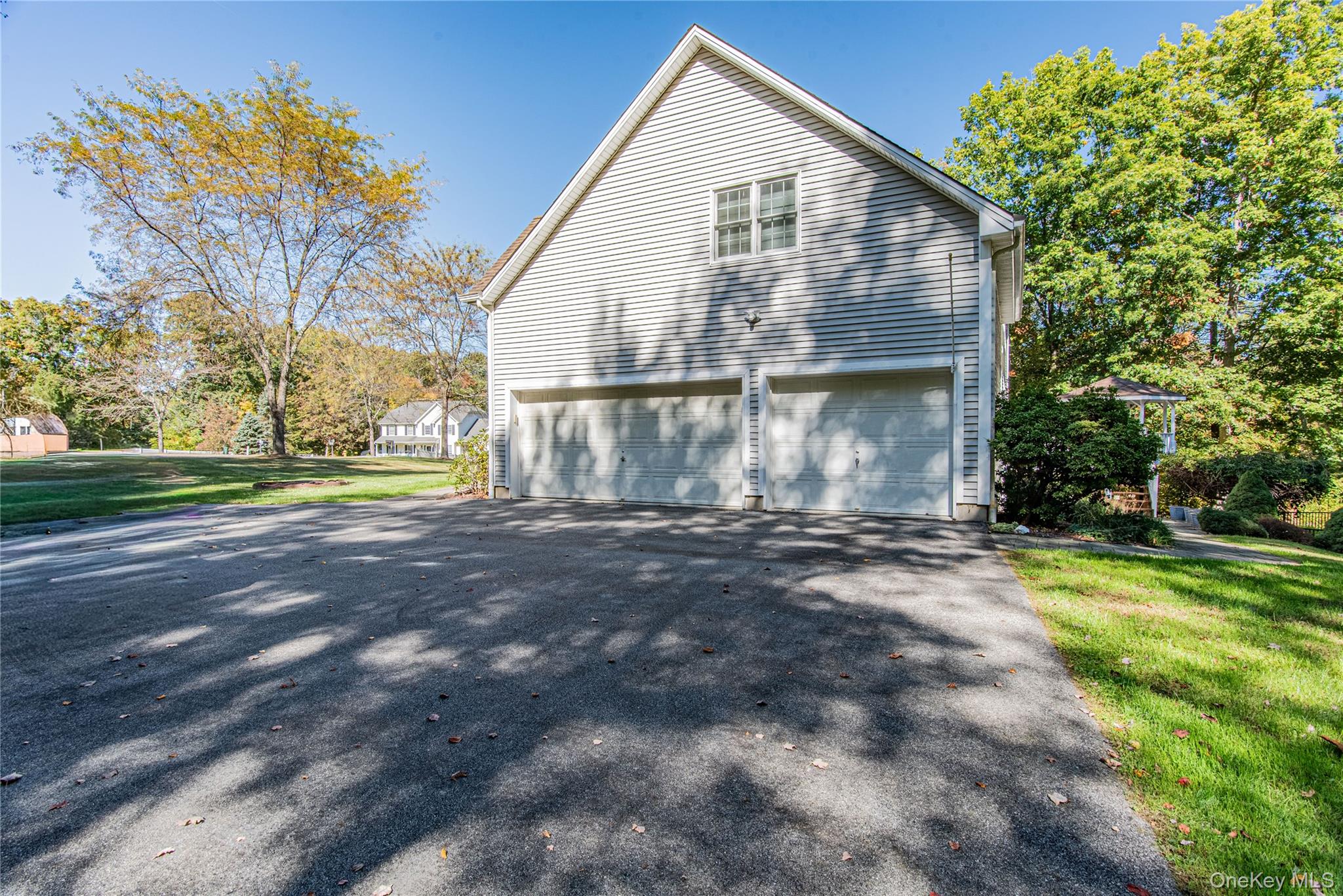 16 Avalon Court, Hopewell Junction, NY 12533