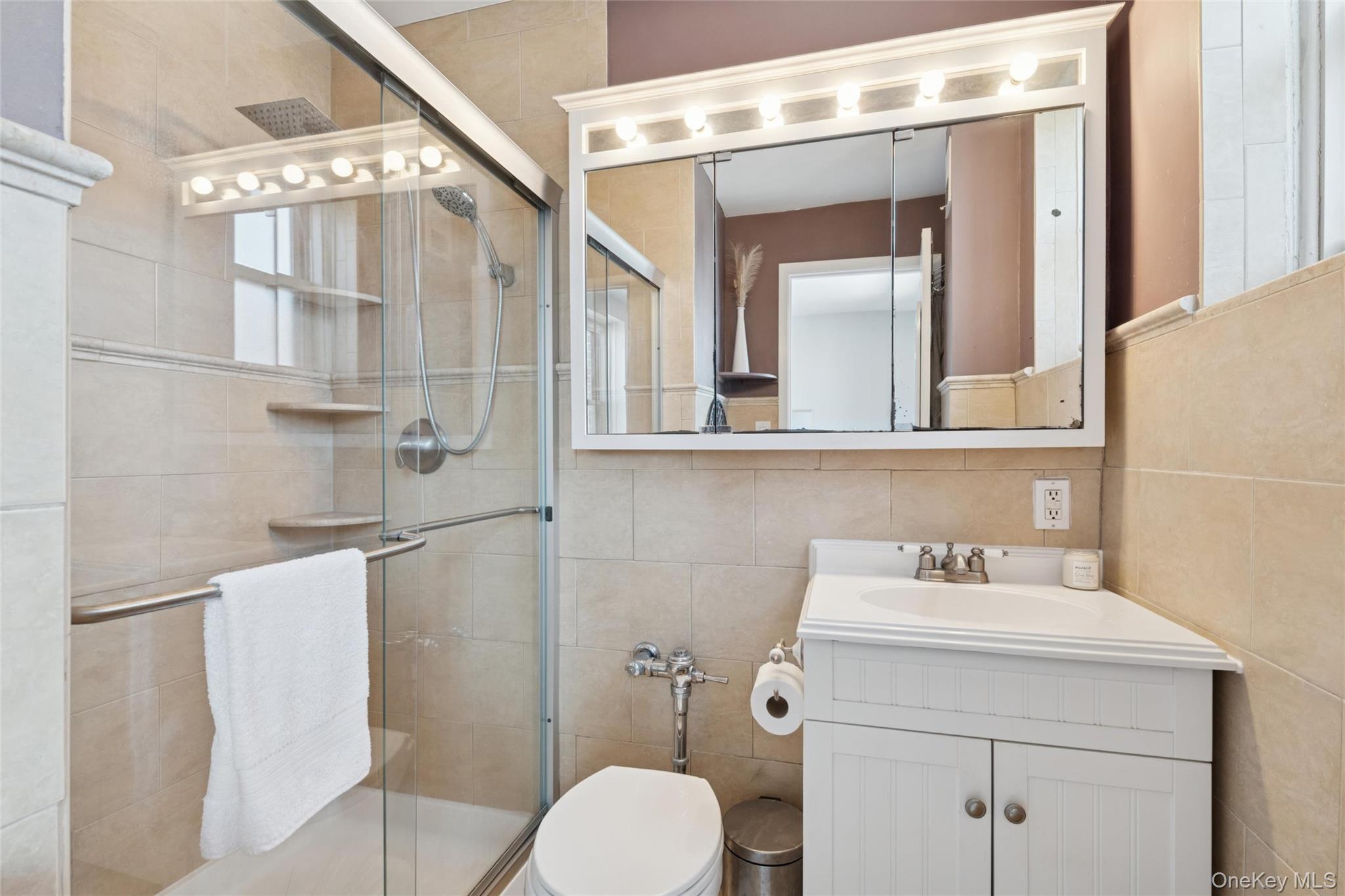 410 E Broadway # 5M, Long Beach, NY 11561