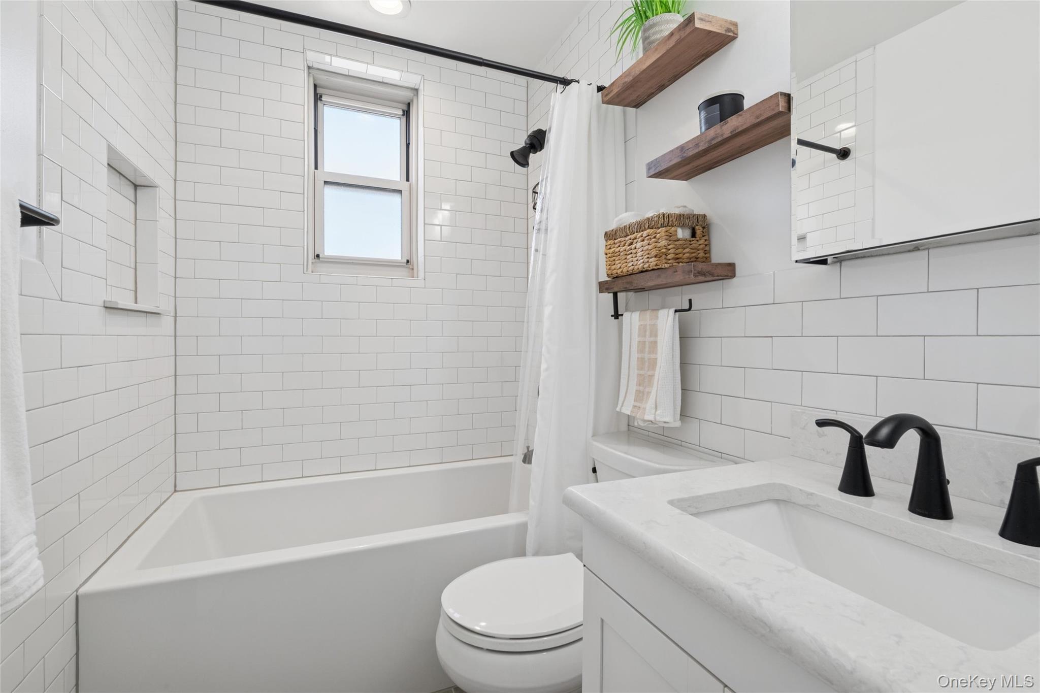 410 E Broadway # 5M, Long Beach, NY 11561