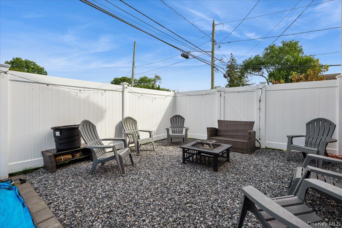 59 Grand Place, East Northport, NY 11731