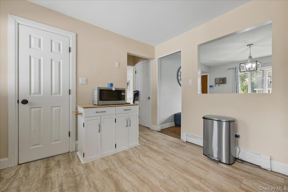 59 Grand Place, East Northport, NY 11731