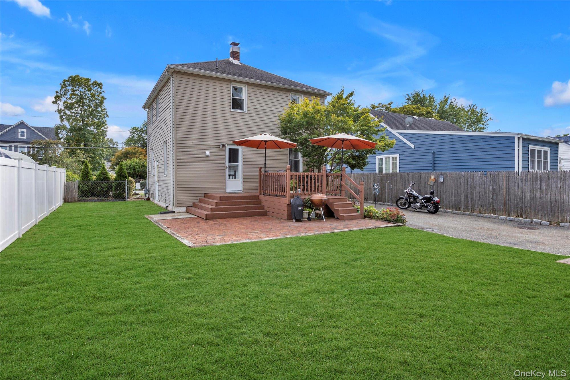 23 E 24th Street, Huntington Station, NY 11746