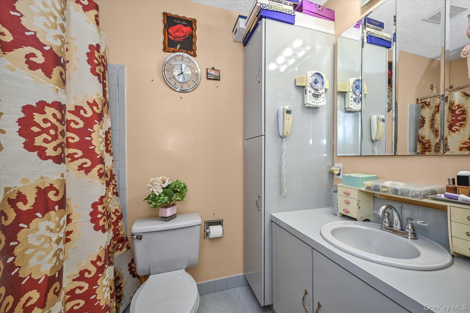 141 Brown Avenue, Hempstead, NY 11550