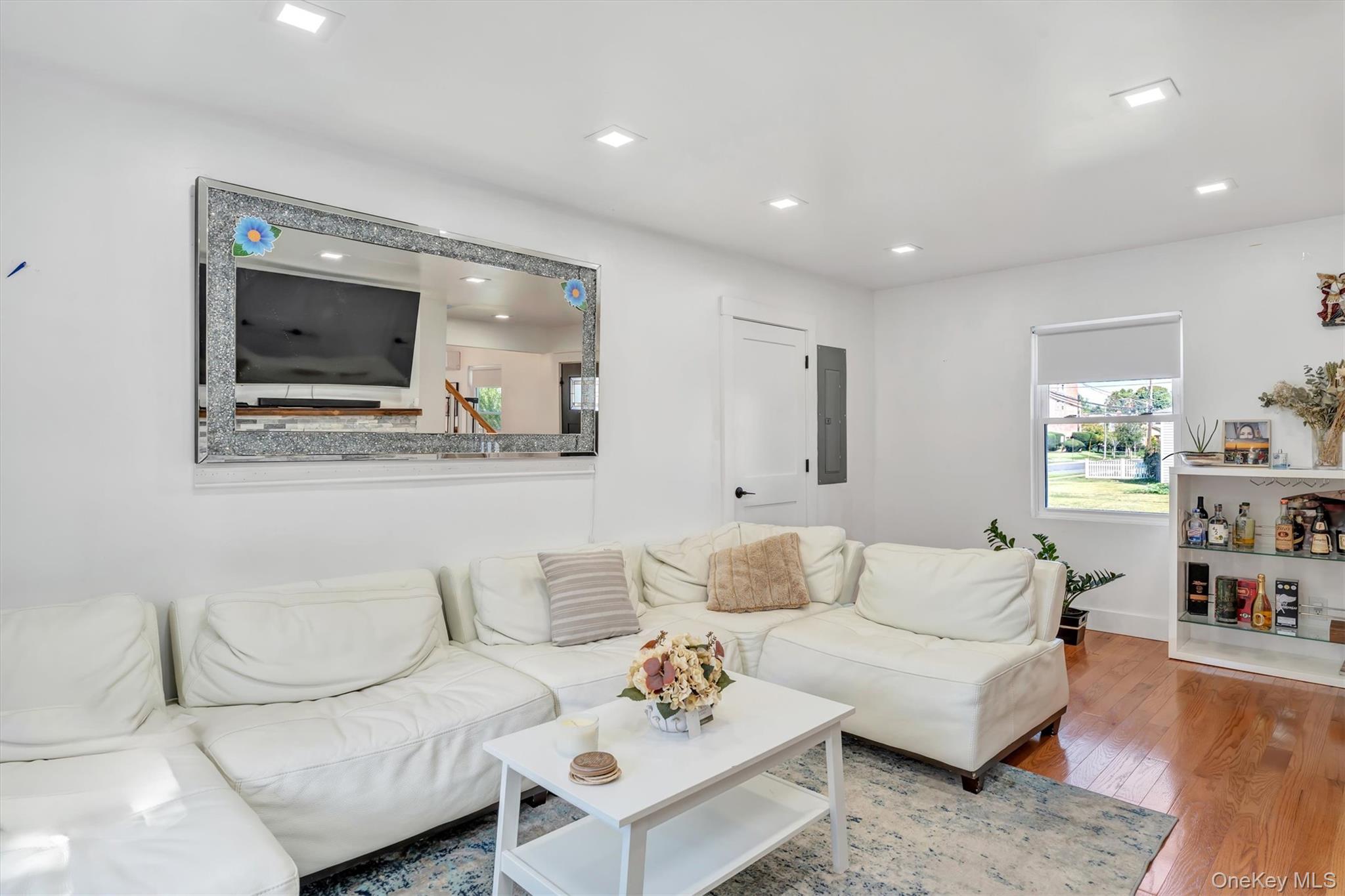 159 Southside Avenue, Freeport, NY 11520