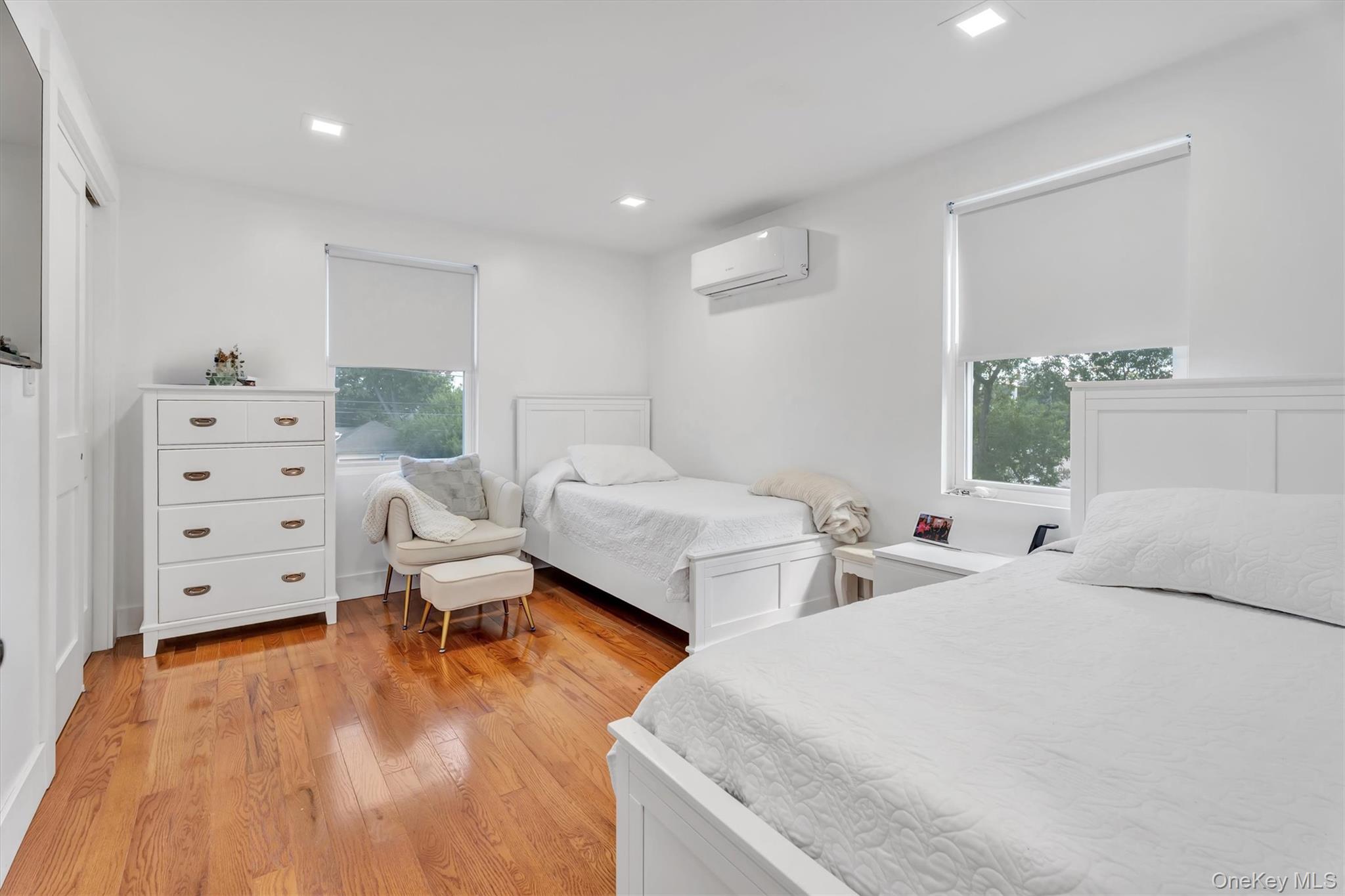 159 Southside Avenue, Freeport, NY 11520