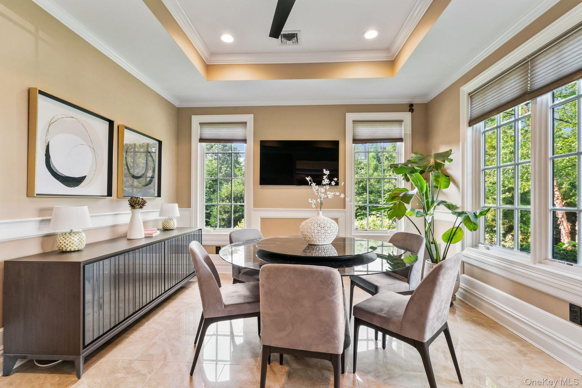 11 Buckingham Court, Muttontown, NY 11791