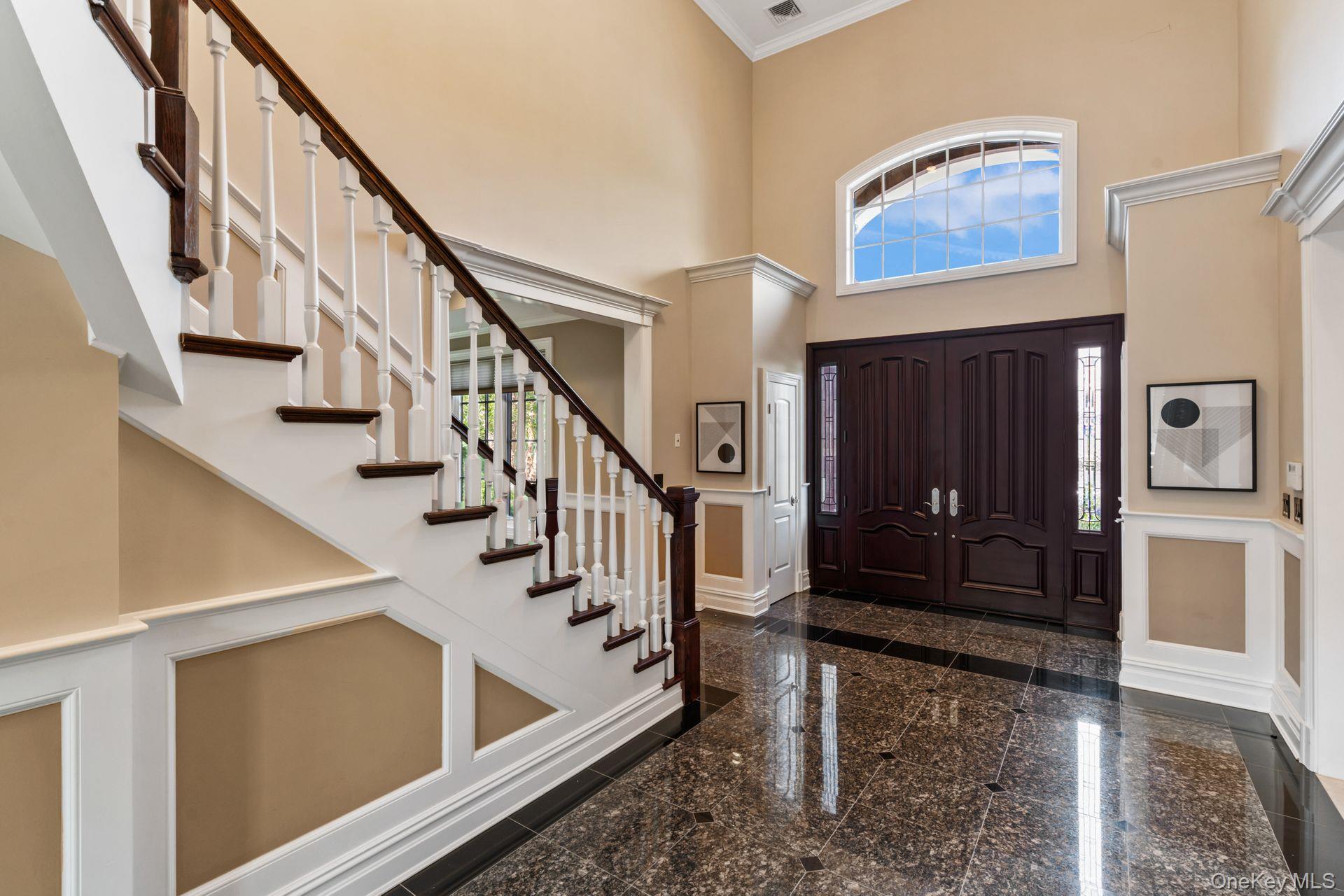 11 Buckingham Court, Muttontown, NY 11791