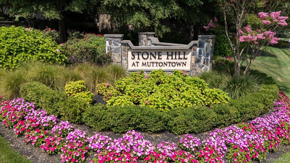 11 Buckingham Court, Muttontown, NY 11791