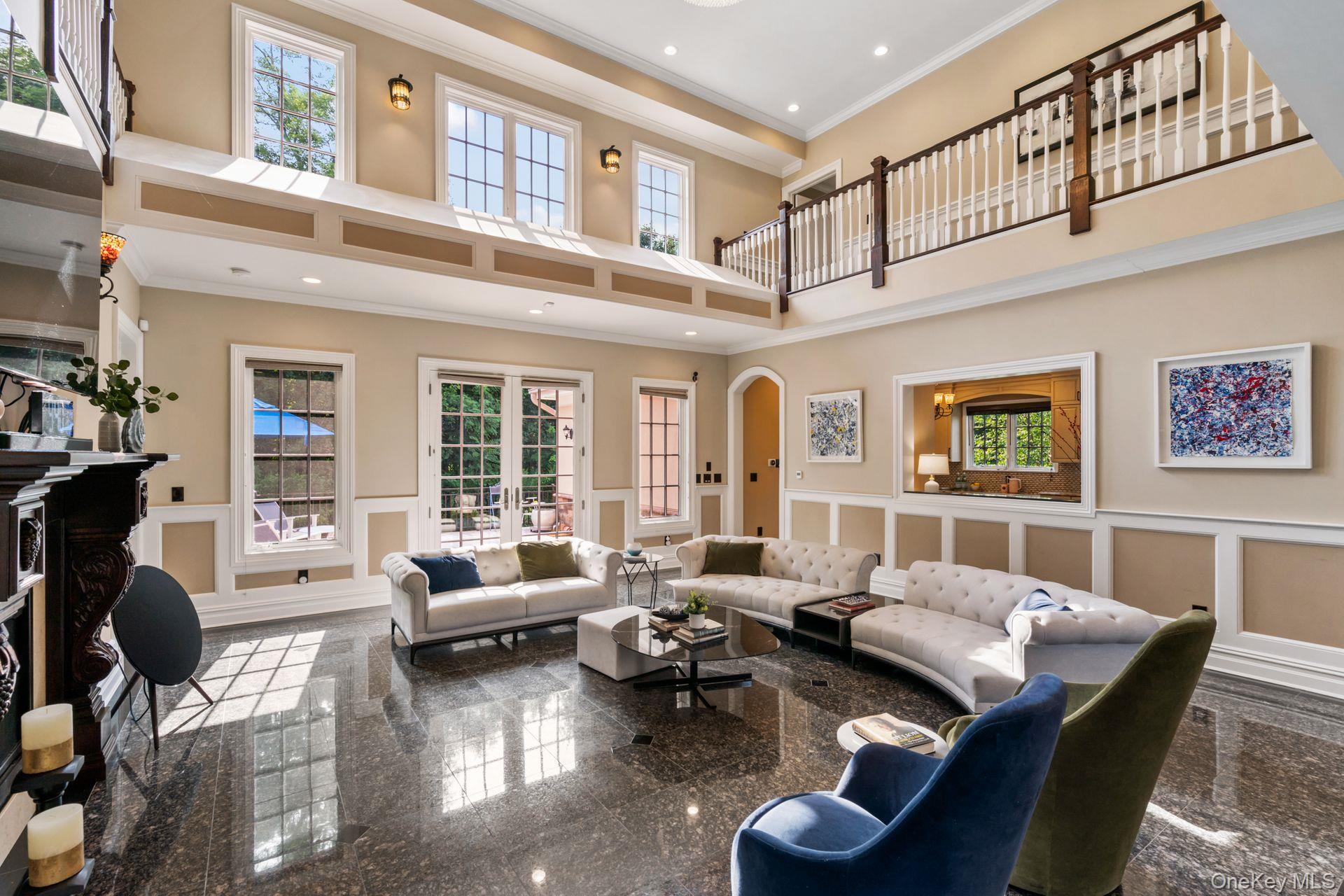 11 Buckingham Court, Muttontown, NY 11791