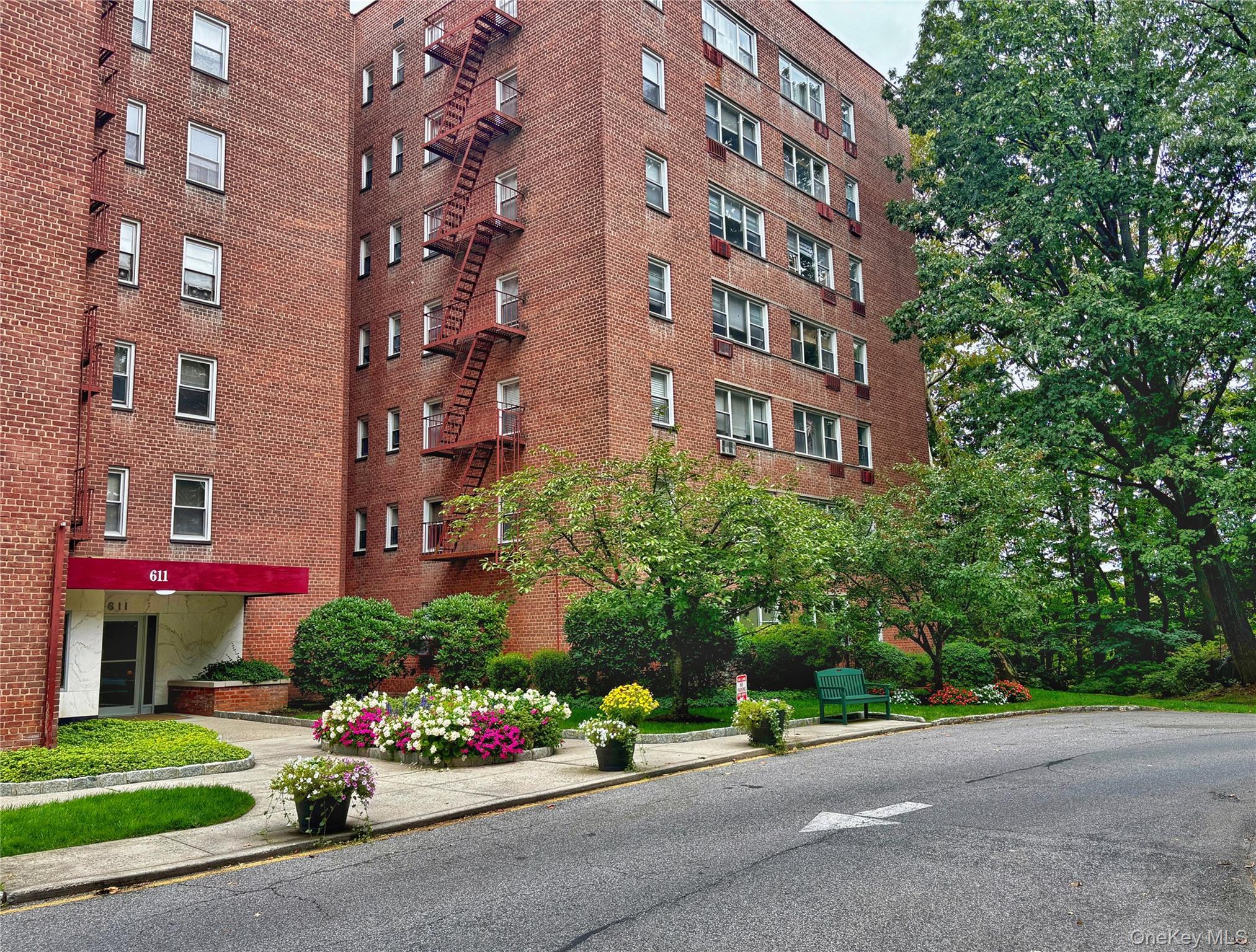 611 Palmer Road # 5V, Yonkers, NY 10701