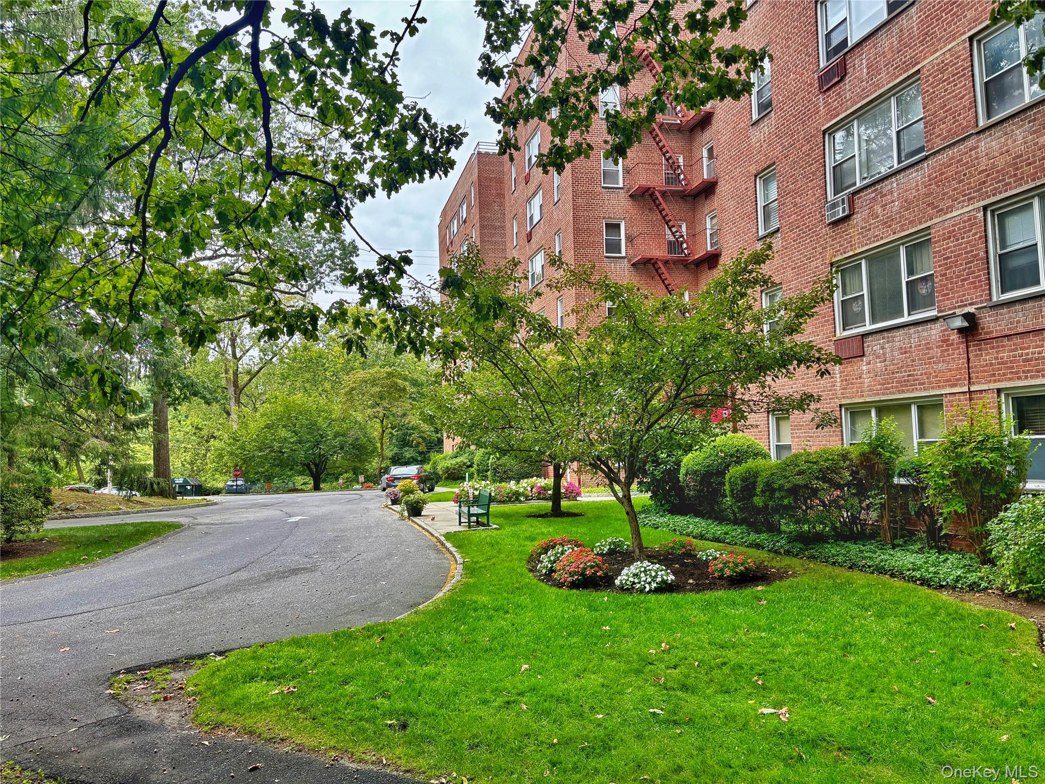 611 Palmer Road # 5V, Yonkers, NY 10701