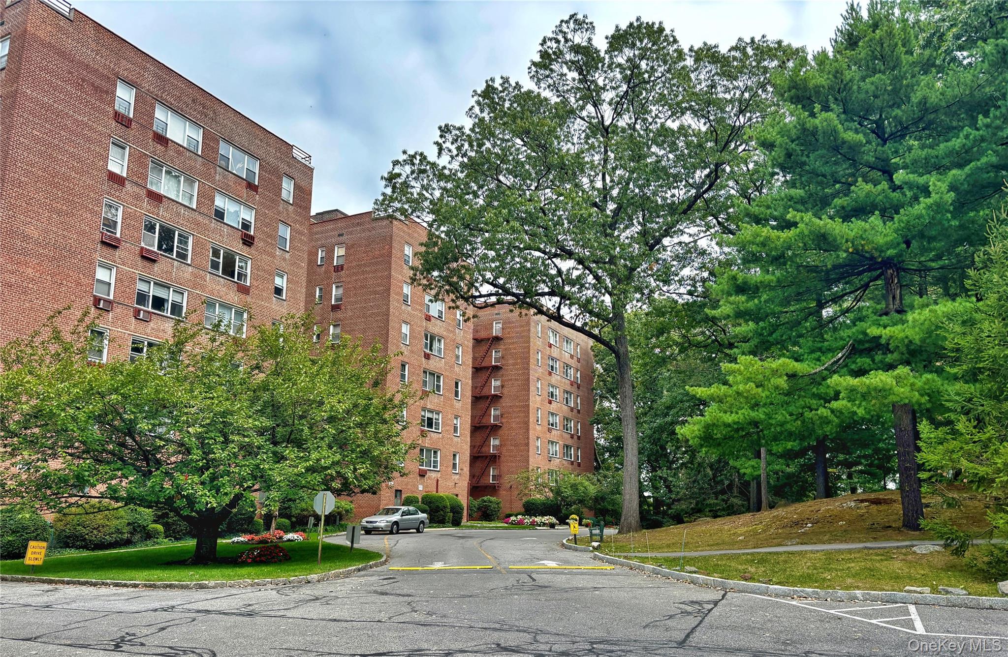 611 Palmer Road # 5V, Yonkers, NY 10701