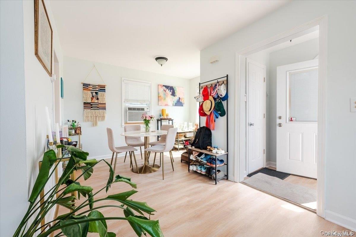 505 E Broadway # Upper, Long Beach, NY 11561