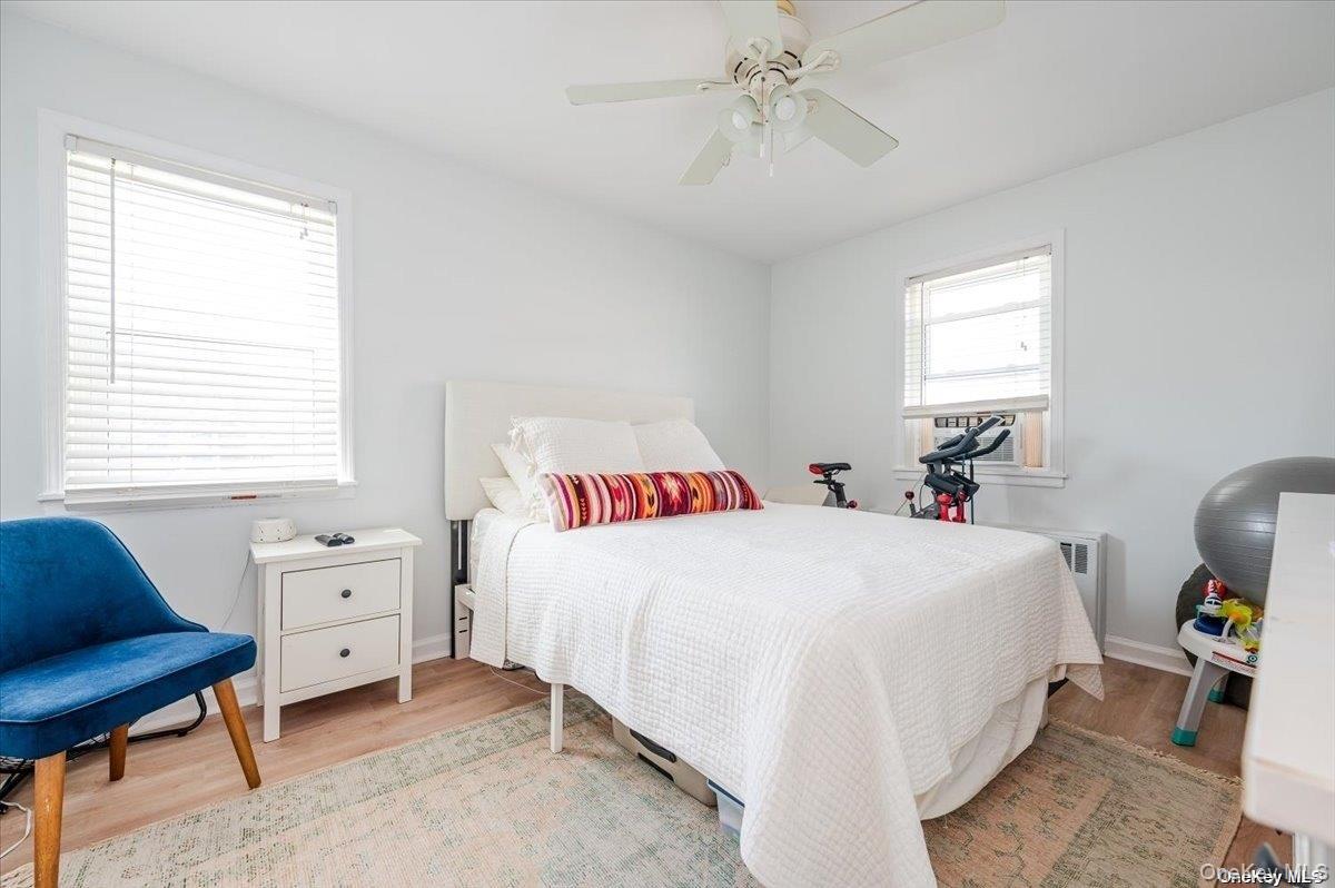 505 E Broadway # Upper, Long Beach, NY 11561