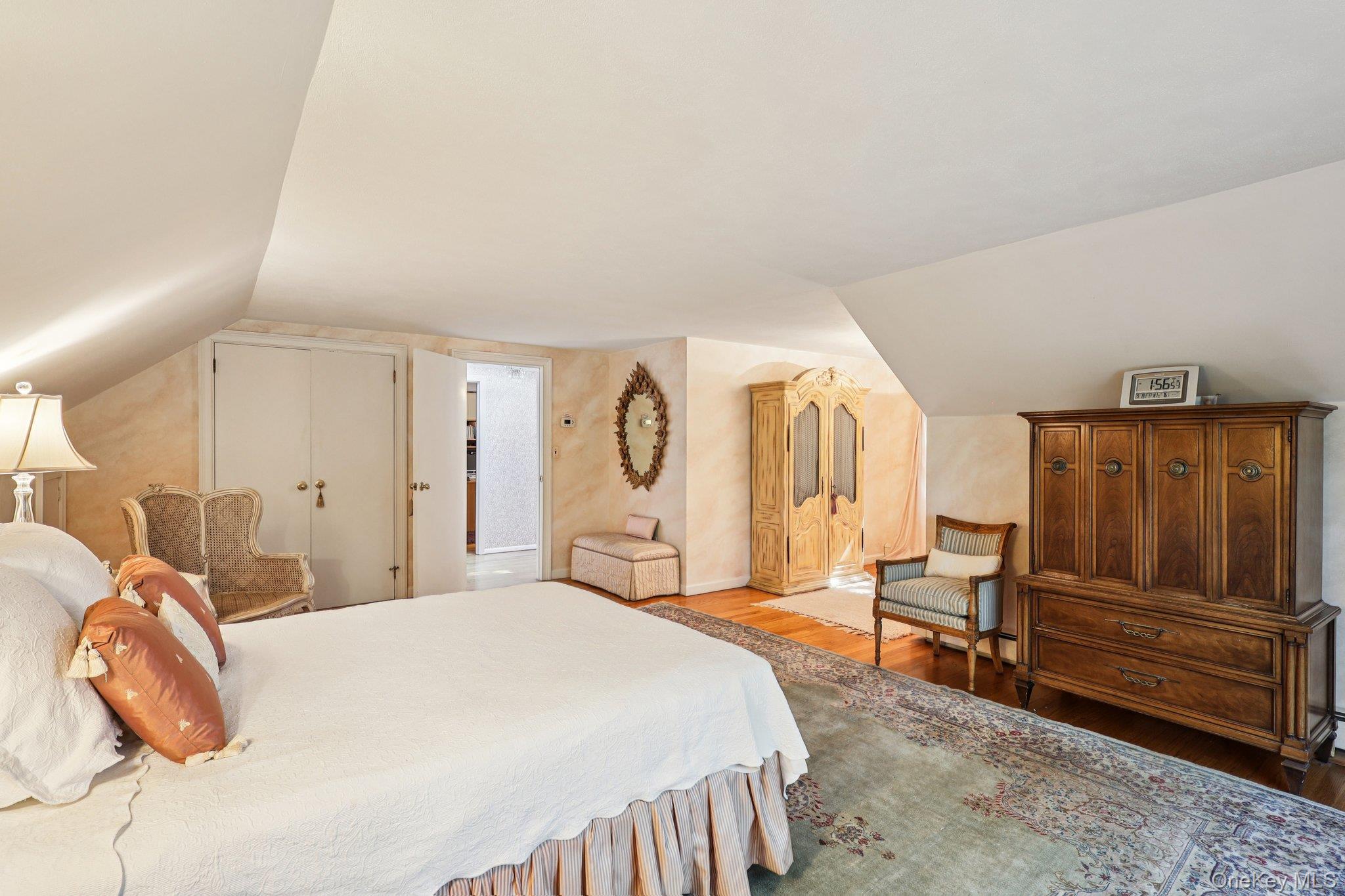 7 Maxwell Court, Huntington, NY 11743