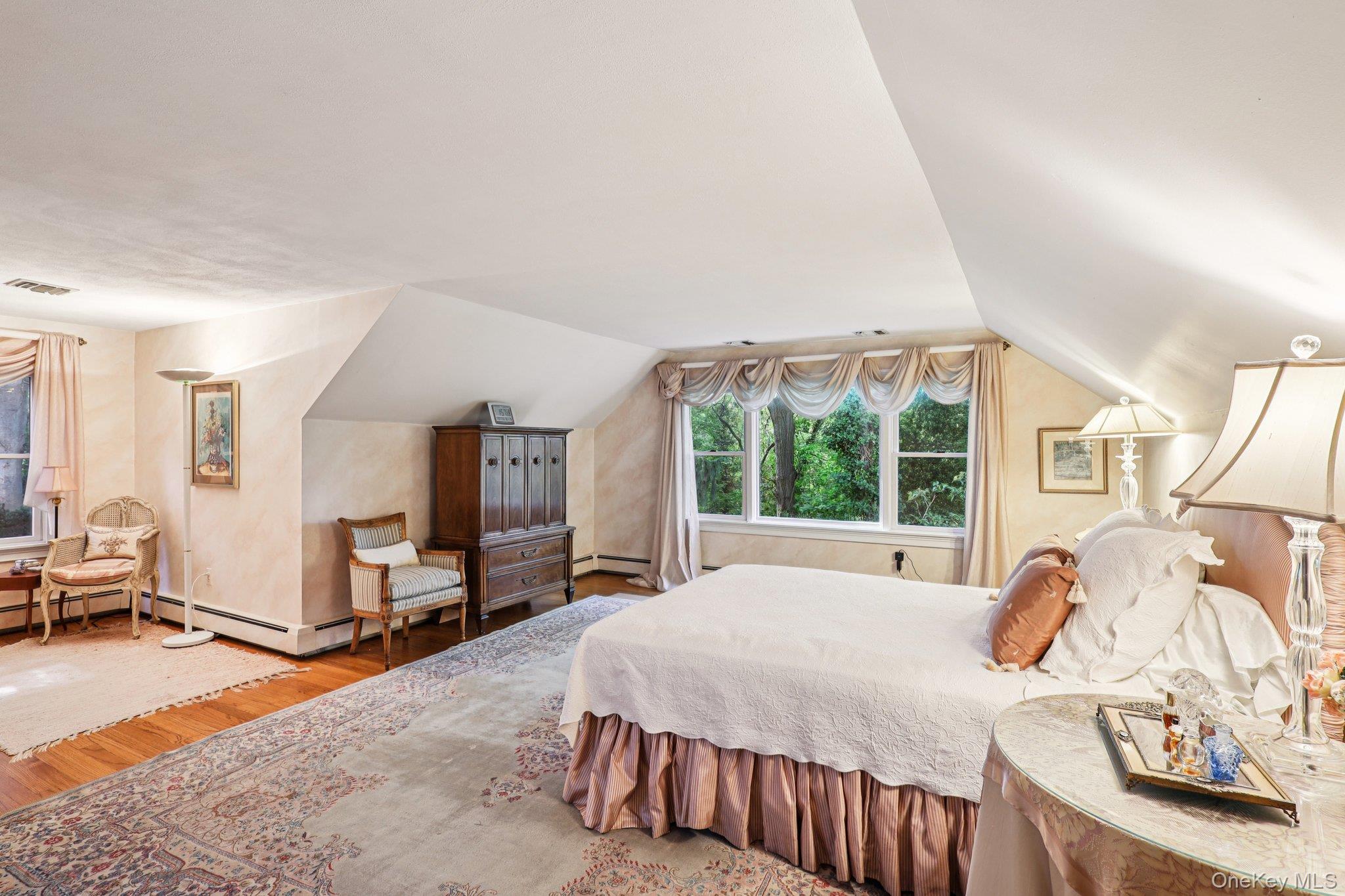 7 Maxwell Court, Huntington, NY 11743