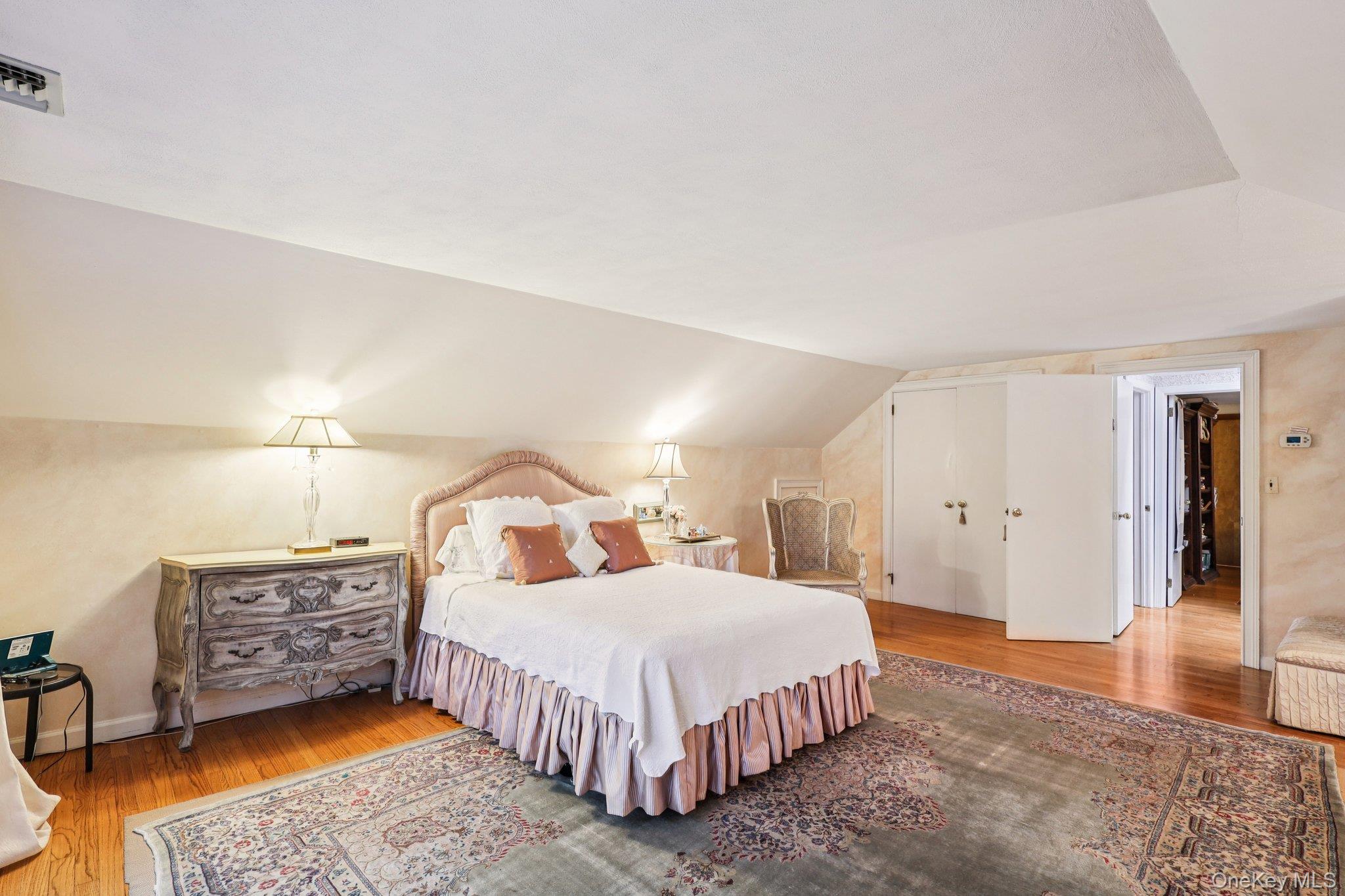 7 Maxwell Court, Huntington, NY 11743