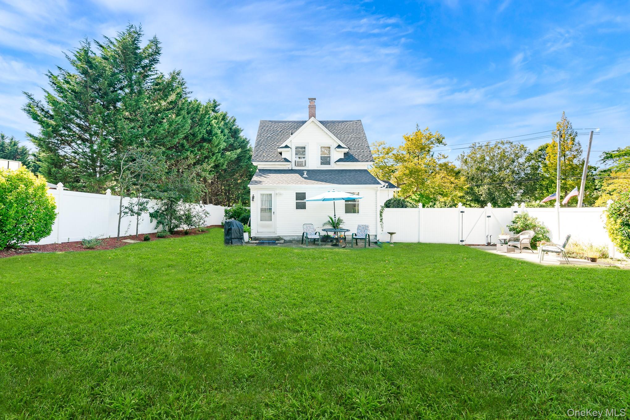 724 Foxhurst Road, Baldwin, NY 11510