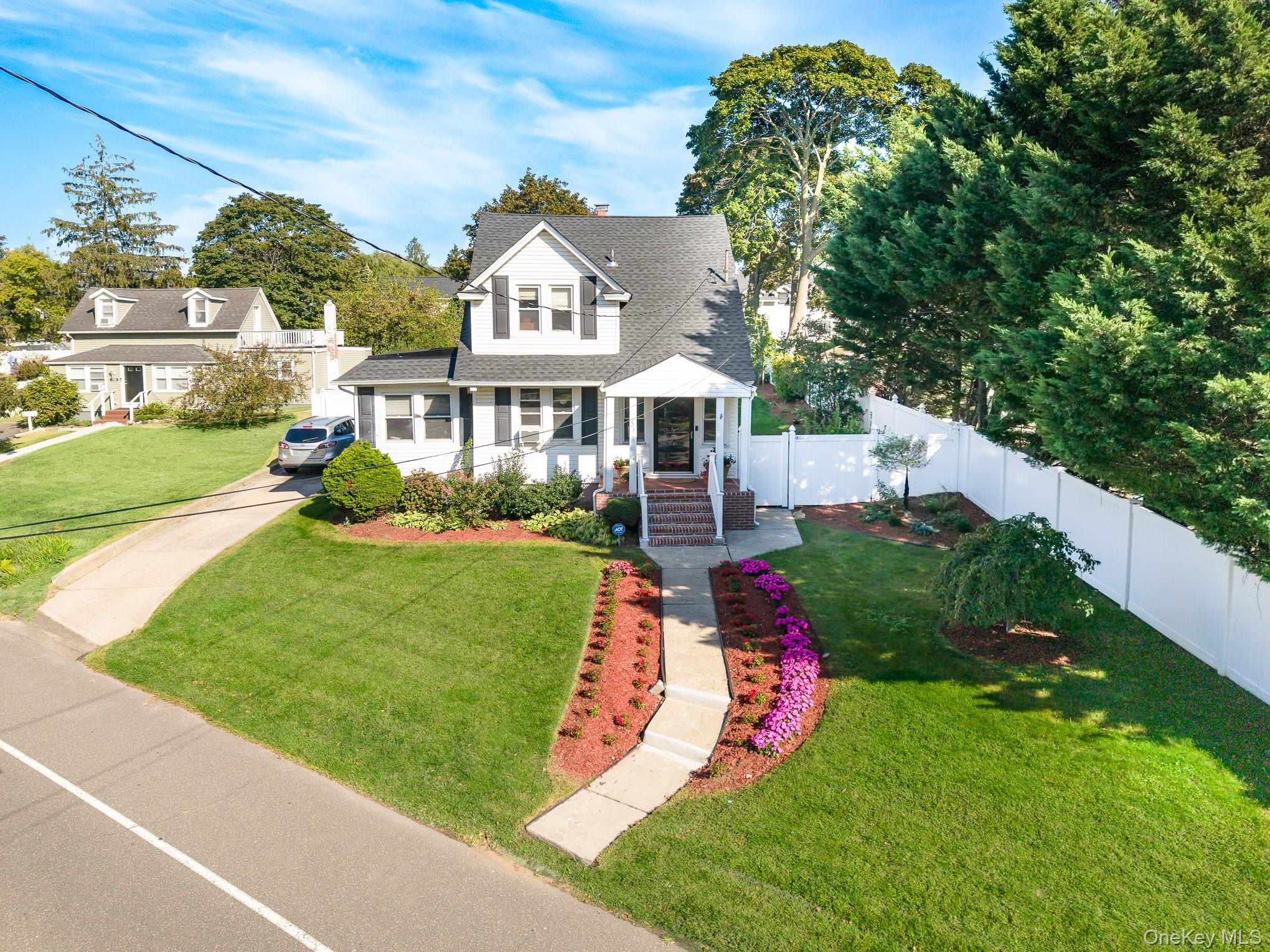 724 Foxhurst Road, Baldwin, NY 11510