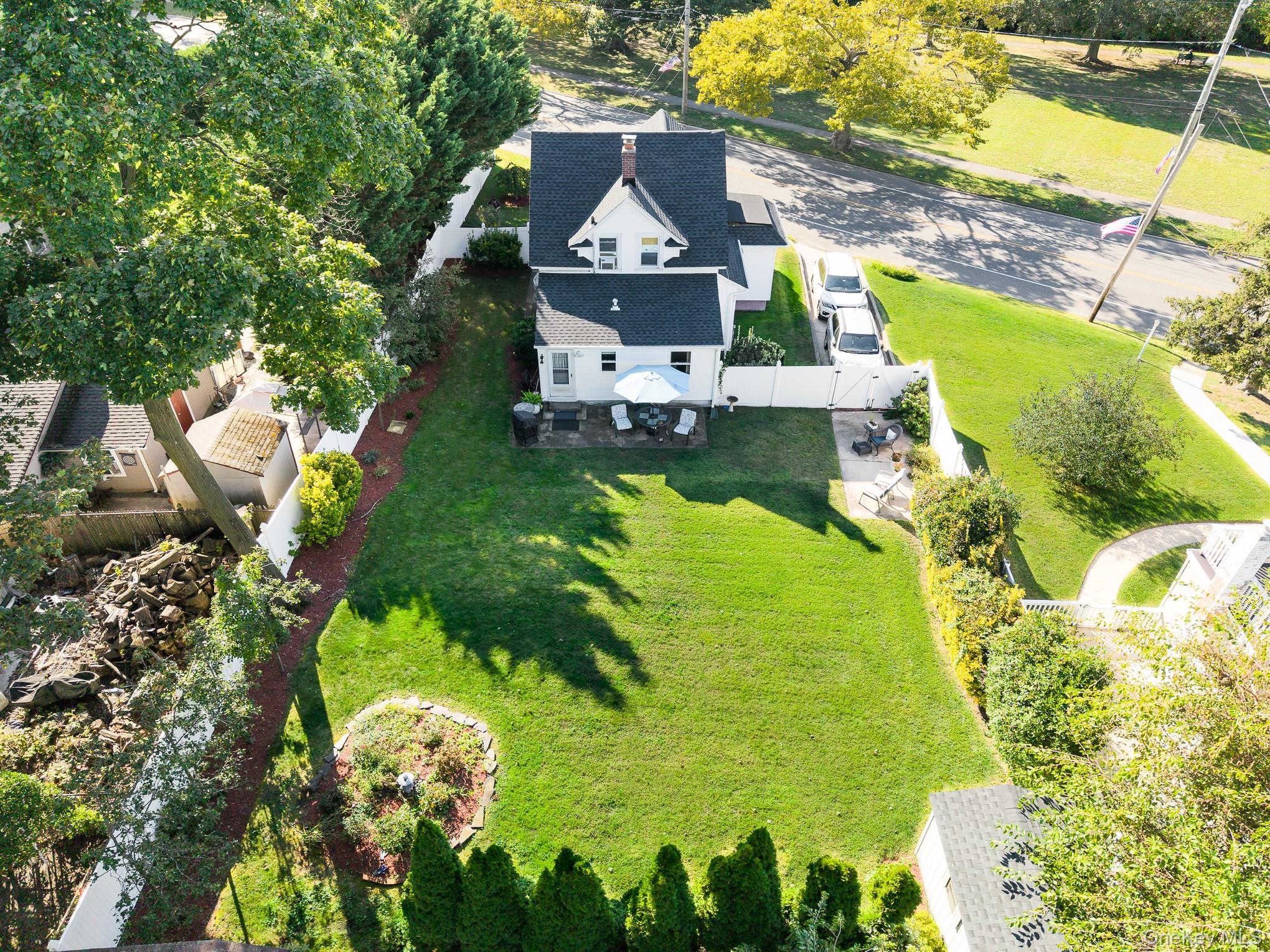 724 Foxhurst Road, Baldwin, NY 11510