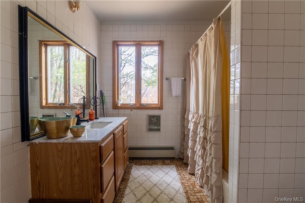 71 Kawlija Road, Grahamsville, NY 12740