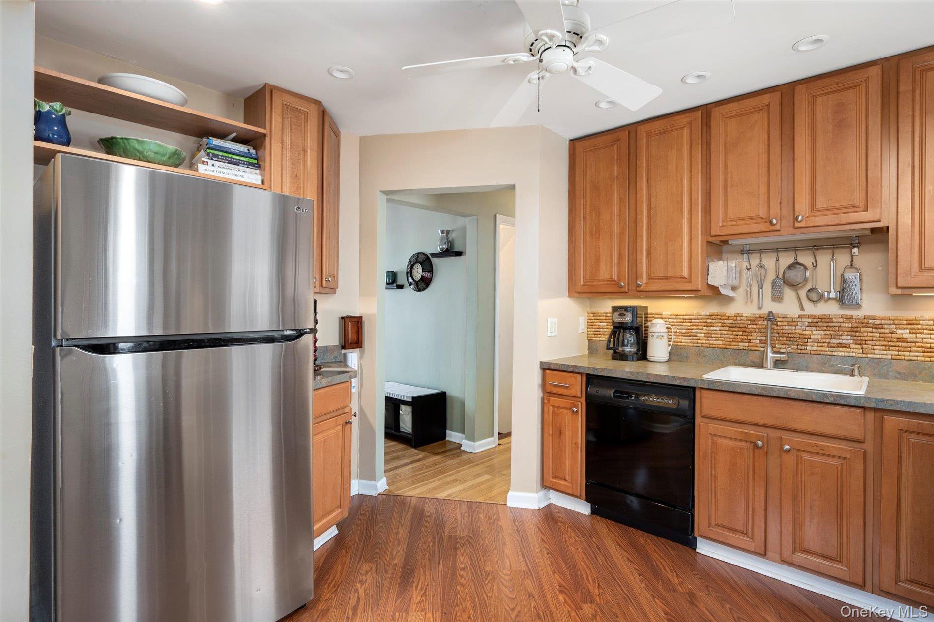 492 Nassau Boulevard, Williston Park, NY 11596