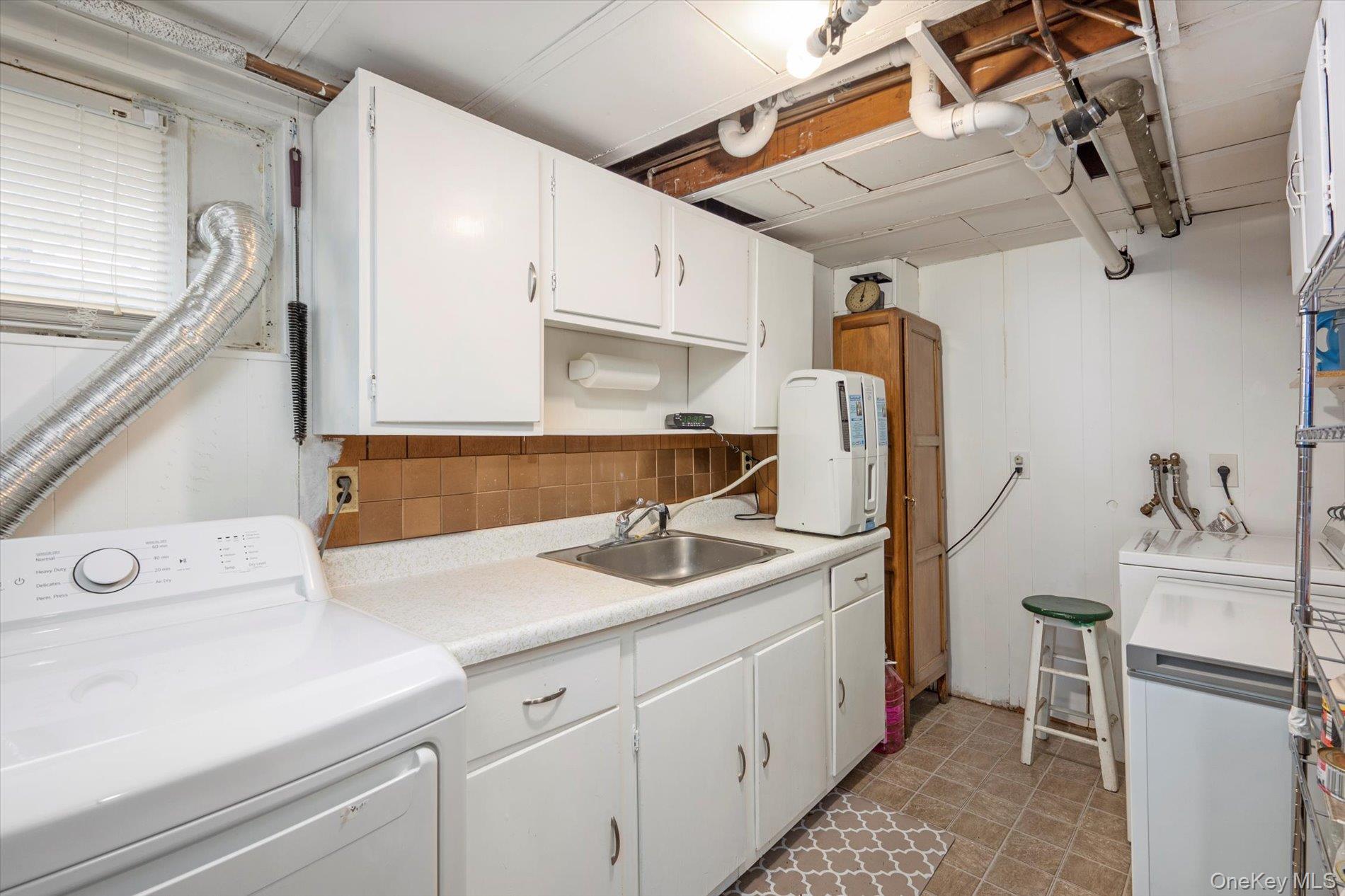 492 Nassau Boulevard, Williston Park, NY 11596