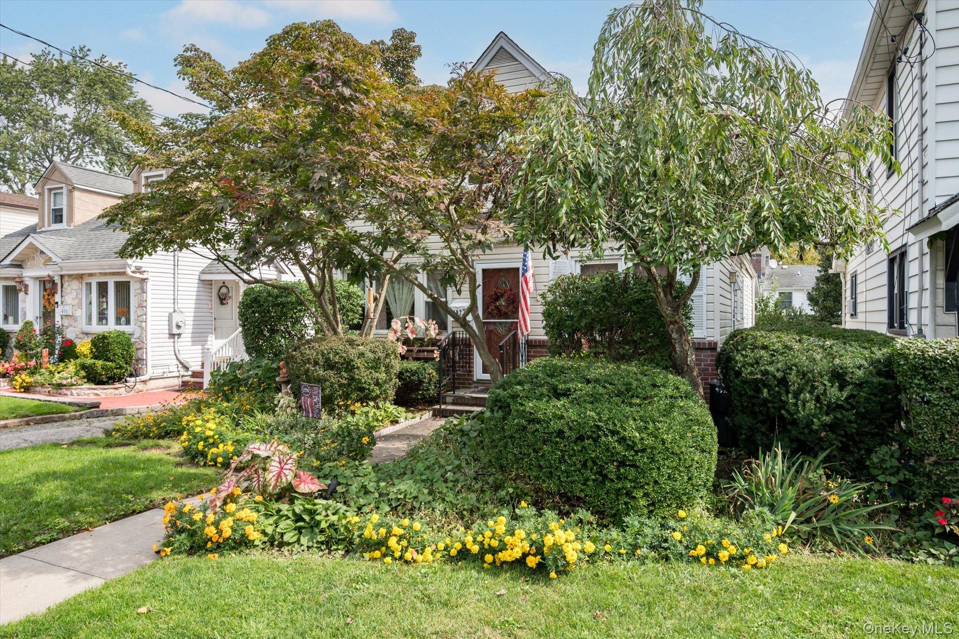 492 Nassau Boulevard, Williston Park, NY 11596