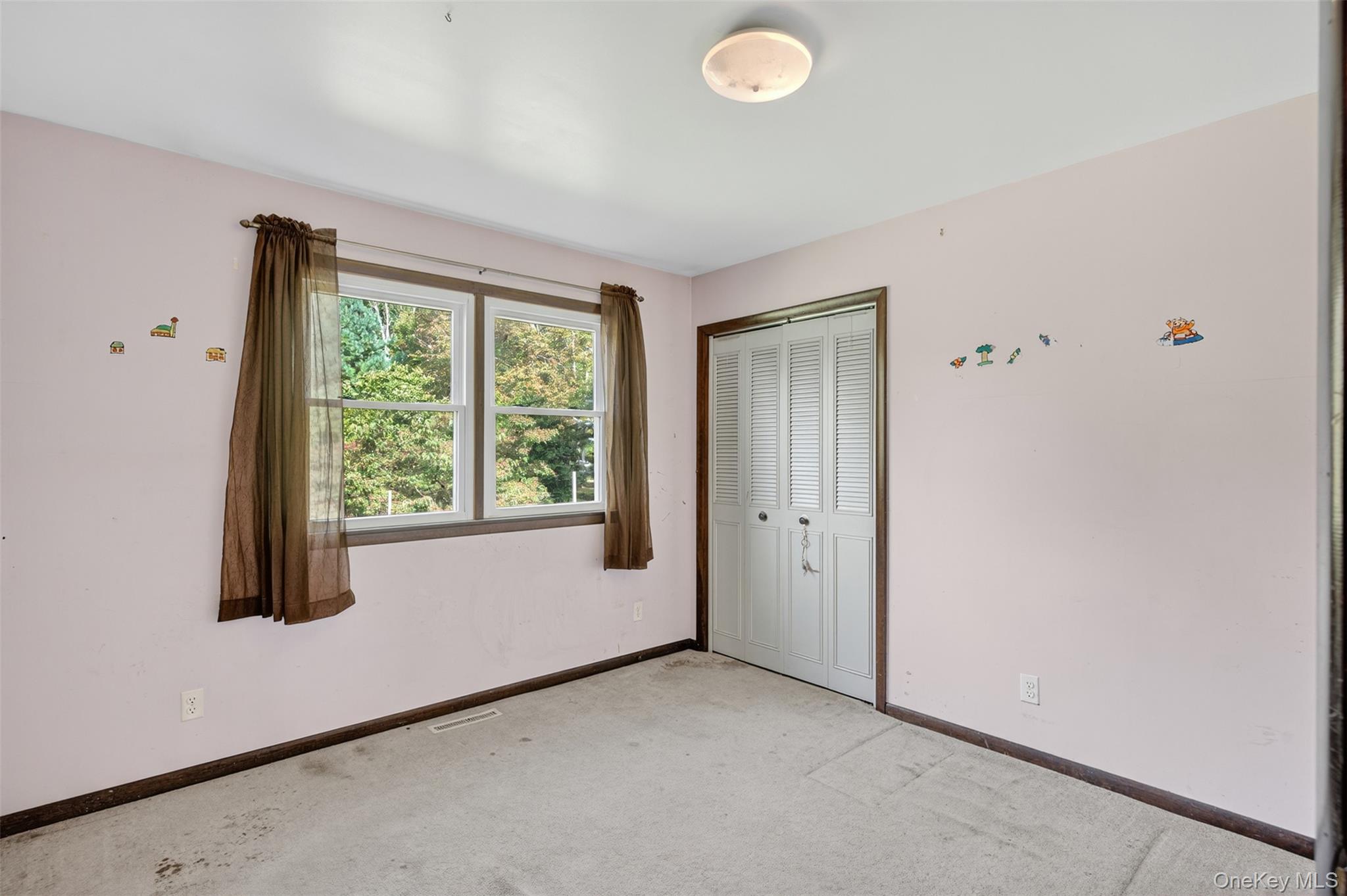 438 Mountain Road, Bloomingburg, NY 12721